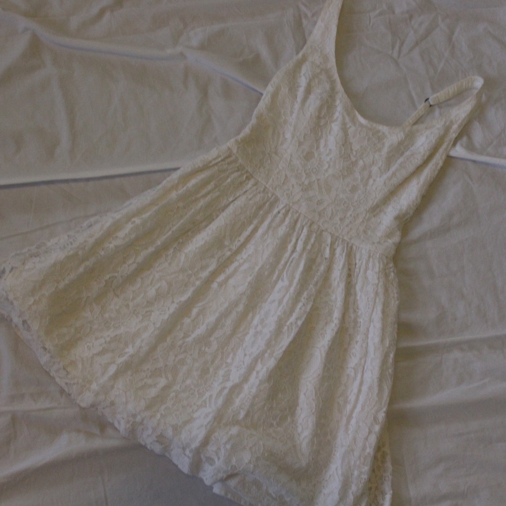 White lace dress